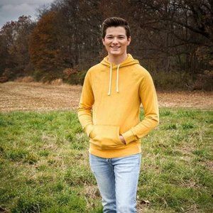 Meet your Posher, Blake